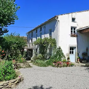 Le Petit Potager Couette-café Montbel (Ariege)
